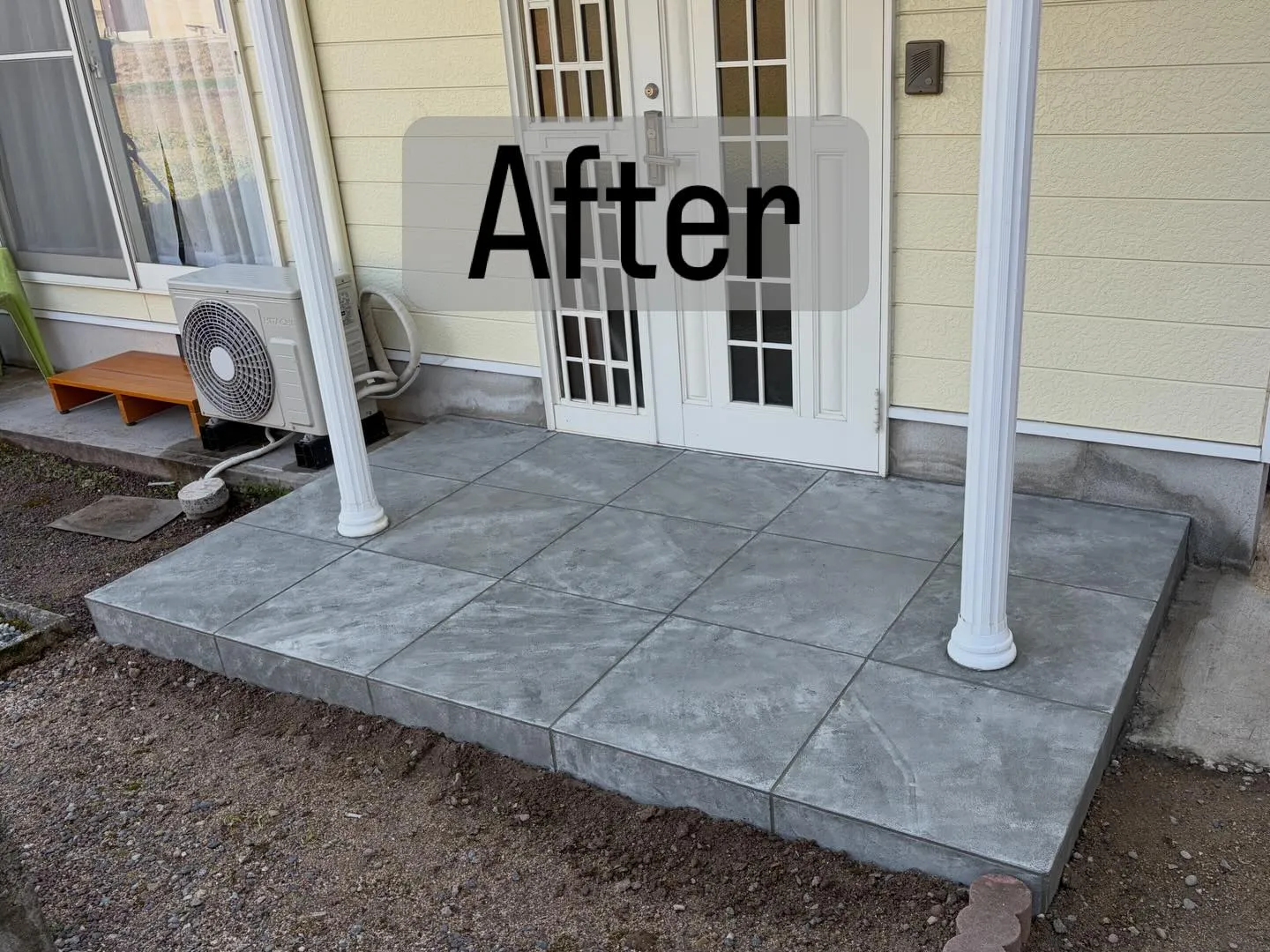 地震の影響で玄関ポーチのタイルが割れてしまったとのことで、ご...